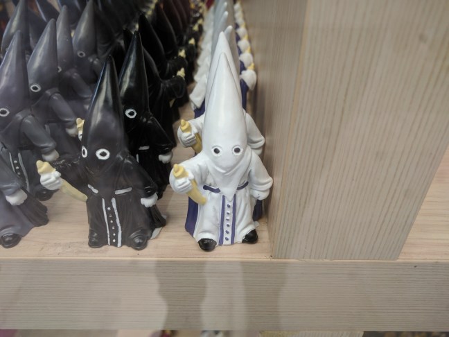 tipikus spanyol kkk-s figura